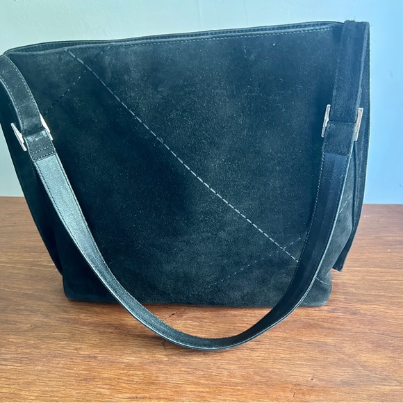 Vintage Salvatore Ferragamo Black Suede & Leather Shoulder Bag – Made in Italy - Picture 3 of 12